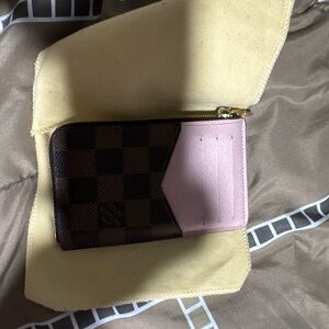 💎 LOUIS VUITTON Damier Ebene Recto Verso Card Holder in Rose Ballerine